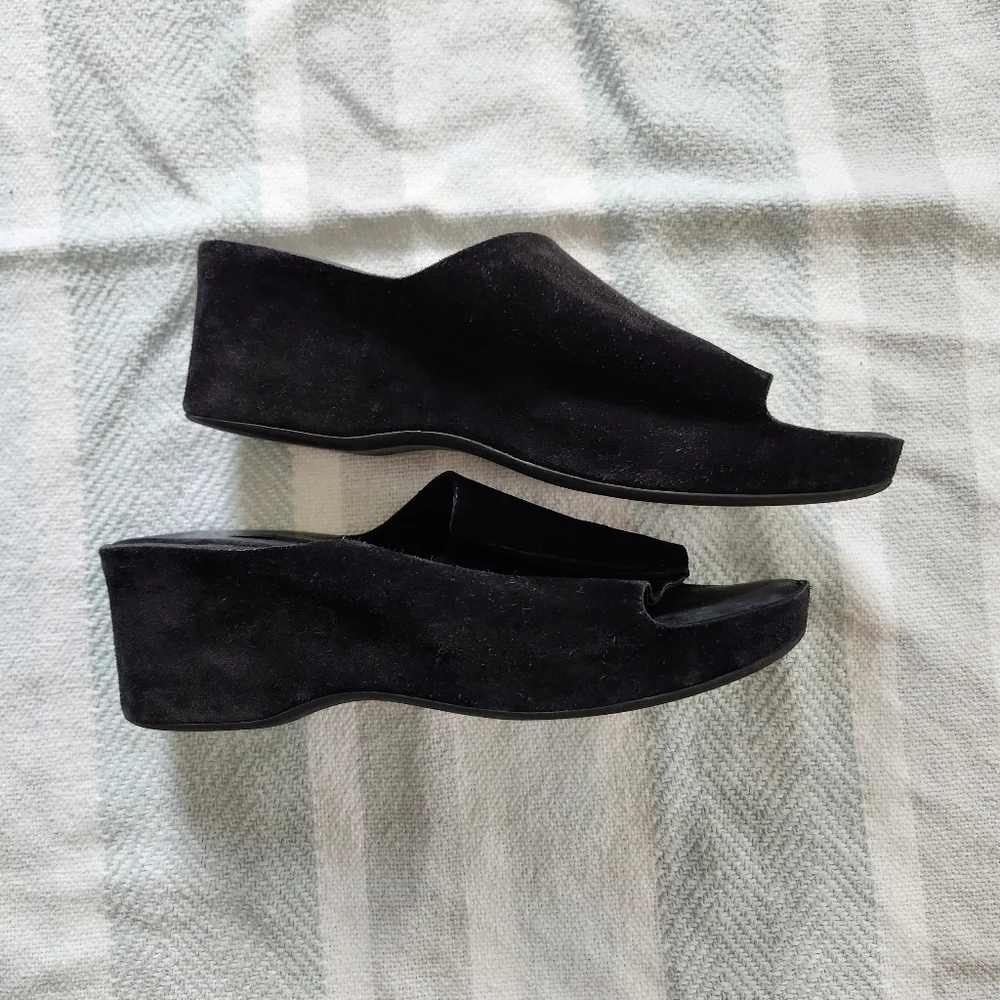 Vintage Black Velvet Suede Slide Platform Sandals